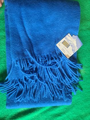 Pendleton "Highland" solid royal blue fringed wool motor robe / throw, with original hangtag, plate 136